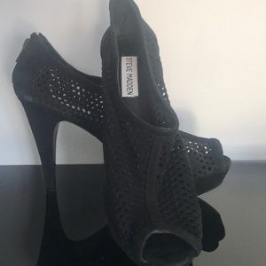 Steve Madden black shoes